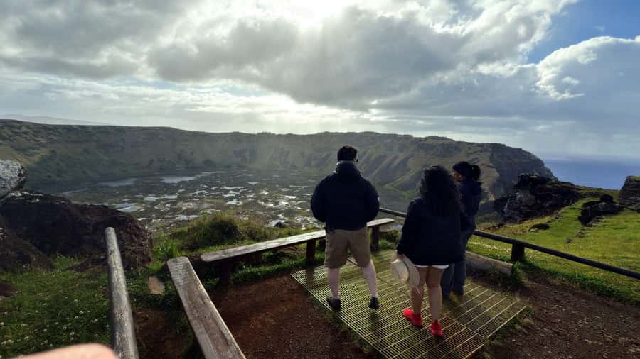 Ahu Vinapu, Rano Kao and Orongo City Half-Day Tour - Should you book Ahu Vinapu, Rano Kau, and Orongo?