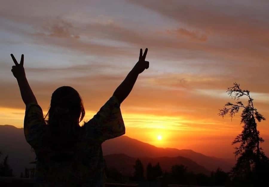 Andes sunset - Cordillera Andes panoramic with picnic - Curva 33 gives you the first mountain view
