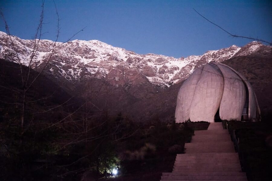 Bahá’í Temple, Winery and Lapis Lazuli + Private Transport - Key points at a glance