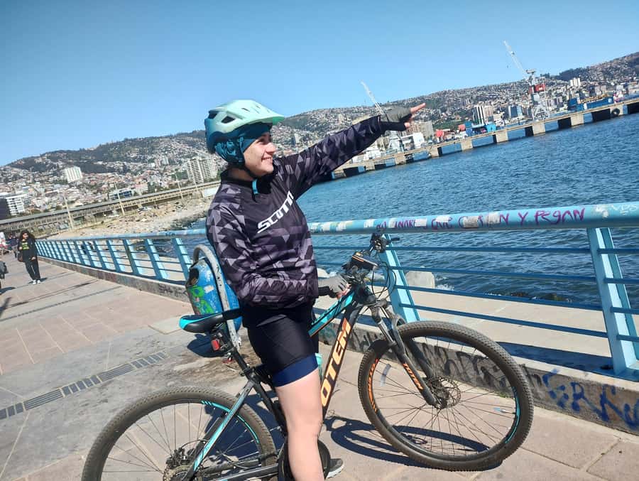 Bike ride along the coast of Viña del Mar or Valparaíso, you choose! - A coastal ride with room to change plans