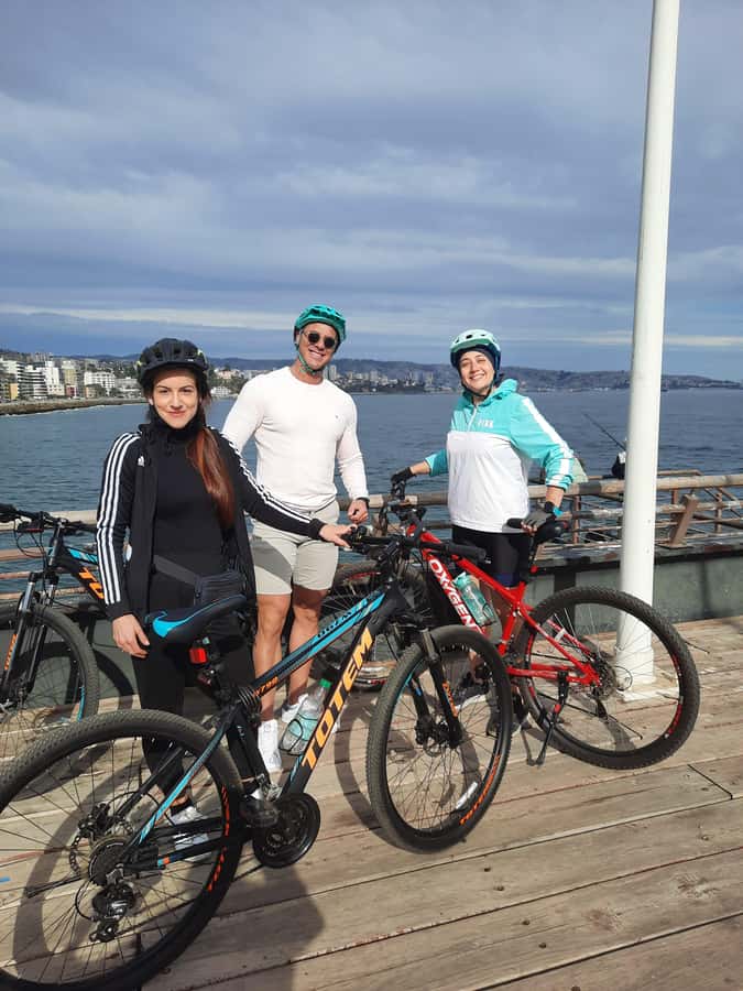 Bike ride along the coast of Viña del Mar or Valparaíso, you choose! - Is $70 a fair price?
