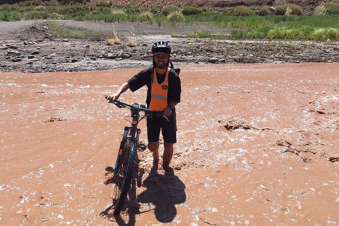 Bike Tour in San Pedro de Atacama - Devil's Throat - Descending Devil’s Throat by bicycle