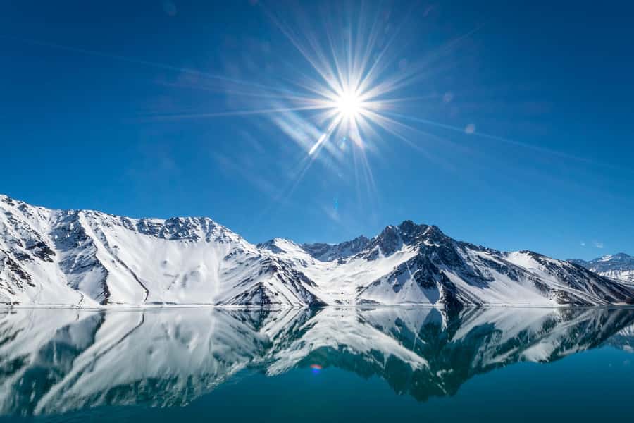 CAJON DEL MAIPO + EL YESO RESERVOIR + PICNIC TOUR - A rustic breakfast stop before the reservoir