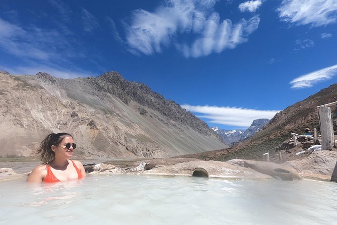 Cajón del Maipo + Termas de Colina - The road toward the volcano
