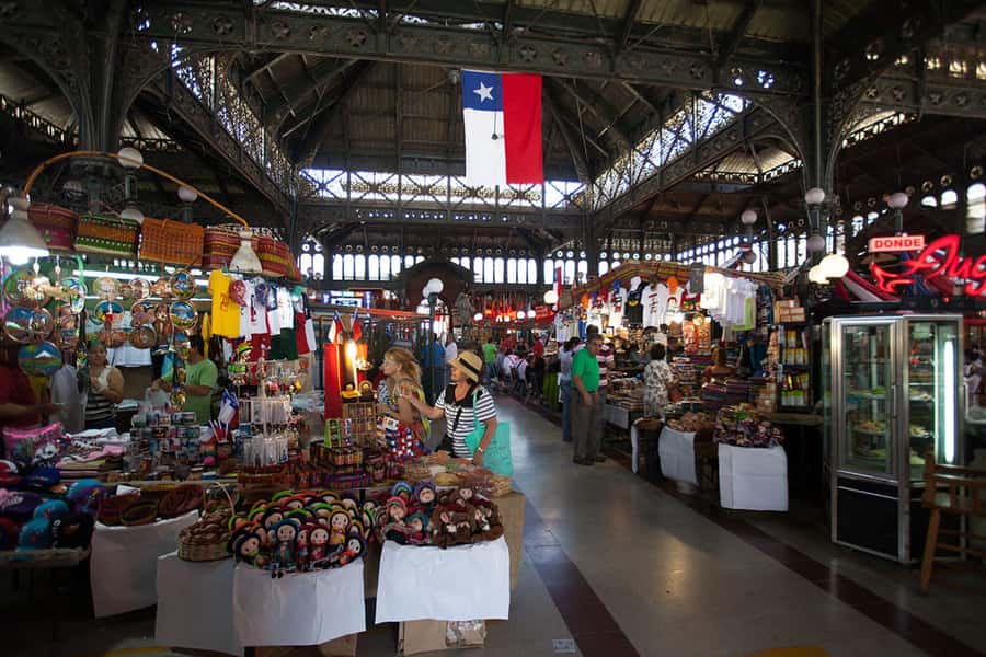 Discover Santiago, where modernity merges with history - Plaza de Armas and Santiago’s colonial center