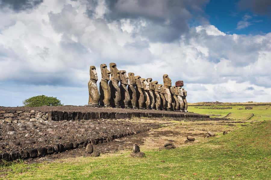 Easter Island: The Moai Trail Private Archeological Tour - Rano Raraku: the quarry that explains the moai