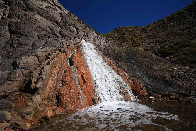 Embalse el Yeso and Termas del Plomo in semi-private 4x4 - Who should book this Andes outing