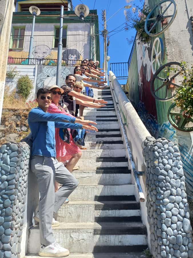 Exclusive Coastal Tour: Valparaíso, Viña del Mar & Reñaca - Leaving Santiago for Valparaíso