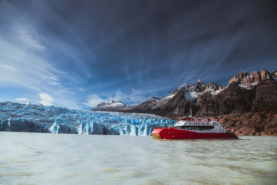 From Puerto Natales: Grey Glacier Tour - The 45-minute walk through native forest