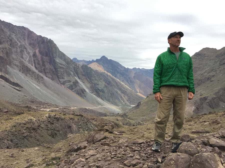 From Santiago: Cajón del Maipo and Volcán San José Hike 8K - A picnic beside the mountains