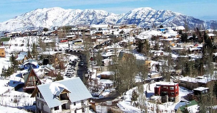 From Santiago: Valle Nevado and Farellones Small Group Tour - Leaving Santiago for the Andes