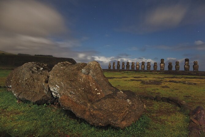 Full day tour - DREAM - Te Pito Kura adds a strange detail to the route