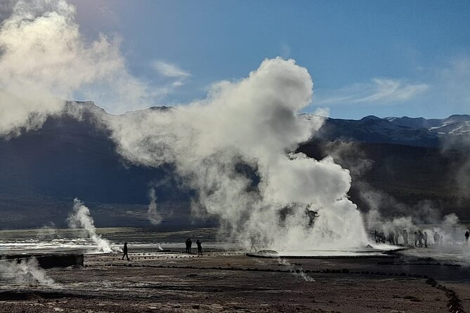 Full Day Tour to Geyser del Tatio, Vado Putana and Machuca - Why El Tatio needs a 4:30 am start