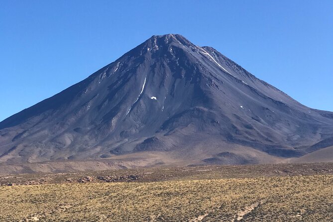 Full Day Tour to Ruta de los Salares - Salar de Quisquiro and the wide-open desert
