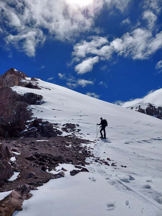 Full-Day Trek to Cerro El Pintor from Santiago - Why the private guide matters at altitude