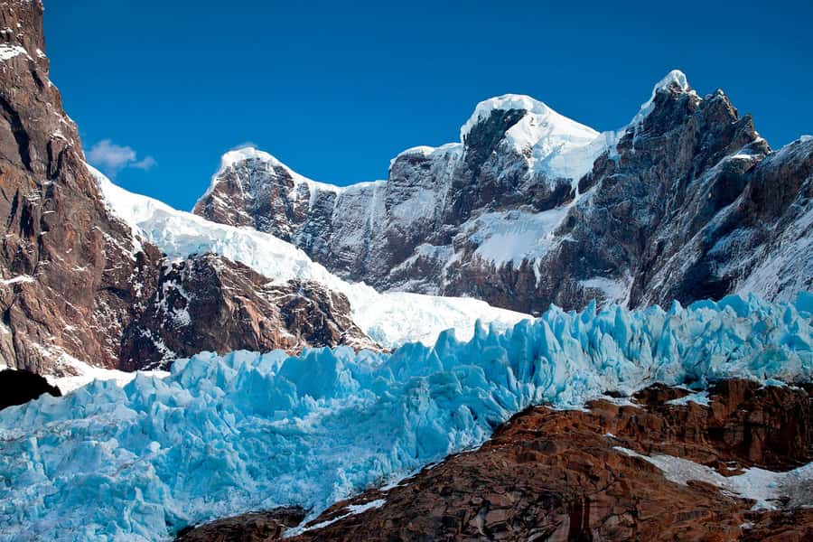 P. Natales: Balmaceda & Serrano Glaciers with Lunch & Whisky - The one-hour walk toward Serrano Glacier