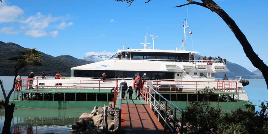 P. Natales: Balmaceda & Serrano Glaciers with Lunch & Whisky - Ancient ice, whisky, and the return through the fjord