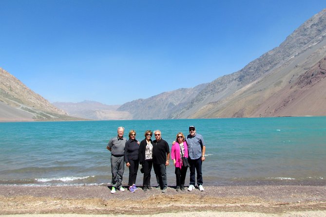 Private Andes Day Excursion to Maipo Valley and El Yeso Reservoir - The picnic is more than a packaged snack