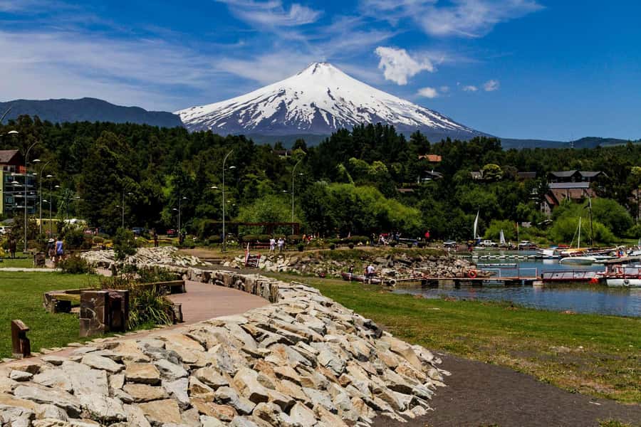 Pucón and Villarrica: Guided Tour with Hotel Pickup - Starting From Pucón or Villarrica