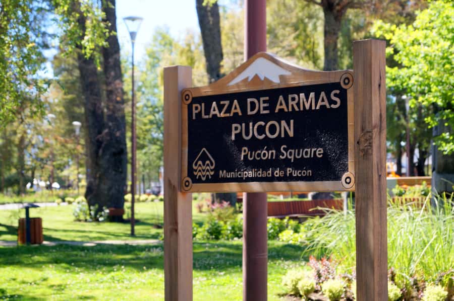 Pucón and Villarrica: Guided Tour with Hotel Pickup - Villarrica Waterfront and the Lake Views