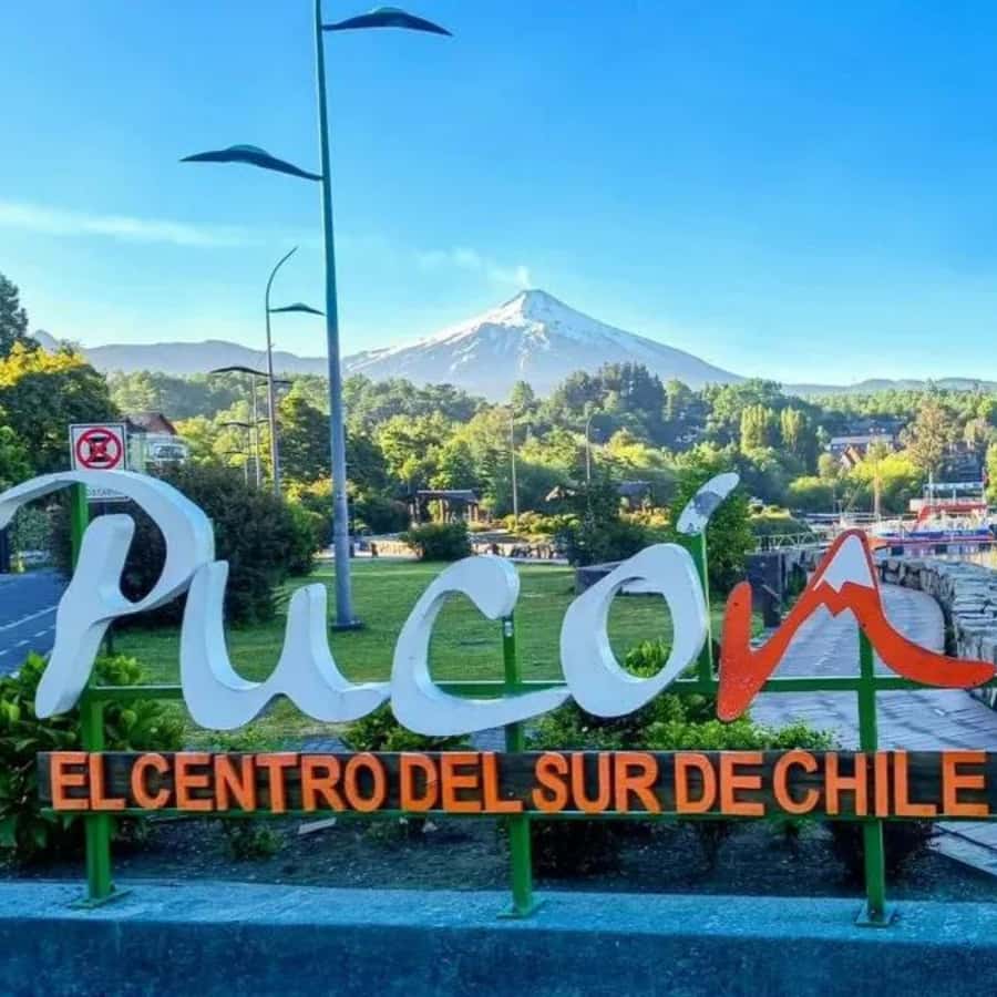 PUCON: TOUR AROUND THE AREA WITH THERMAL BATHS - A compact introduction to Pucon’s rivers and volcanoes