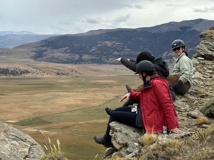 Puerto Natales: Full Day Horse Riding to the Mountains - A picnic that earns its place in the middle