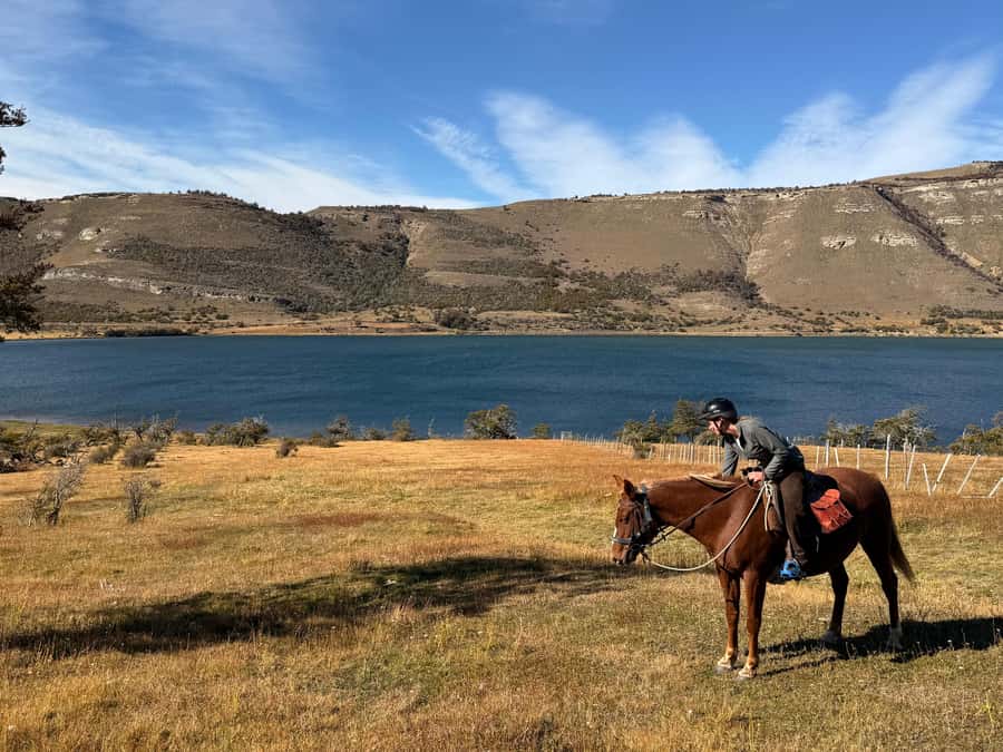 Puerto Natales: Full Day Horse Riding to the Mountains - More than scenery, but not a therapy session