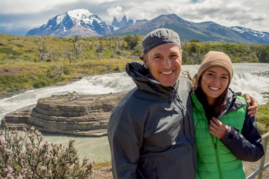 Puerto Natales: Full day tour Torres del Paine National Park - Sarmiento Lake and the first mountain views