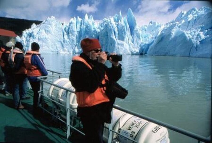 Puerto Natales: Grey Glacier Navigation w/ Transport - The two-hour ride from Puerto Natales