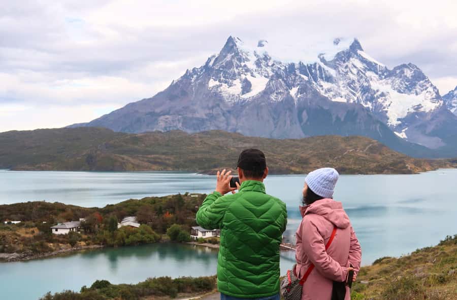 Puerto Natales: Private Full Day Torres + Milodon Cave - Nordenskjöld Lake and the Cuernos del Paine