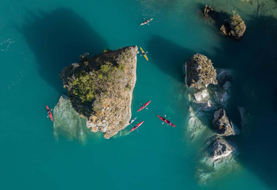 Puerto Rio Tranquilo: Kayak Tour to the Marmol Chapels - Clothes, sun, and comfort on General Carrera Lake