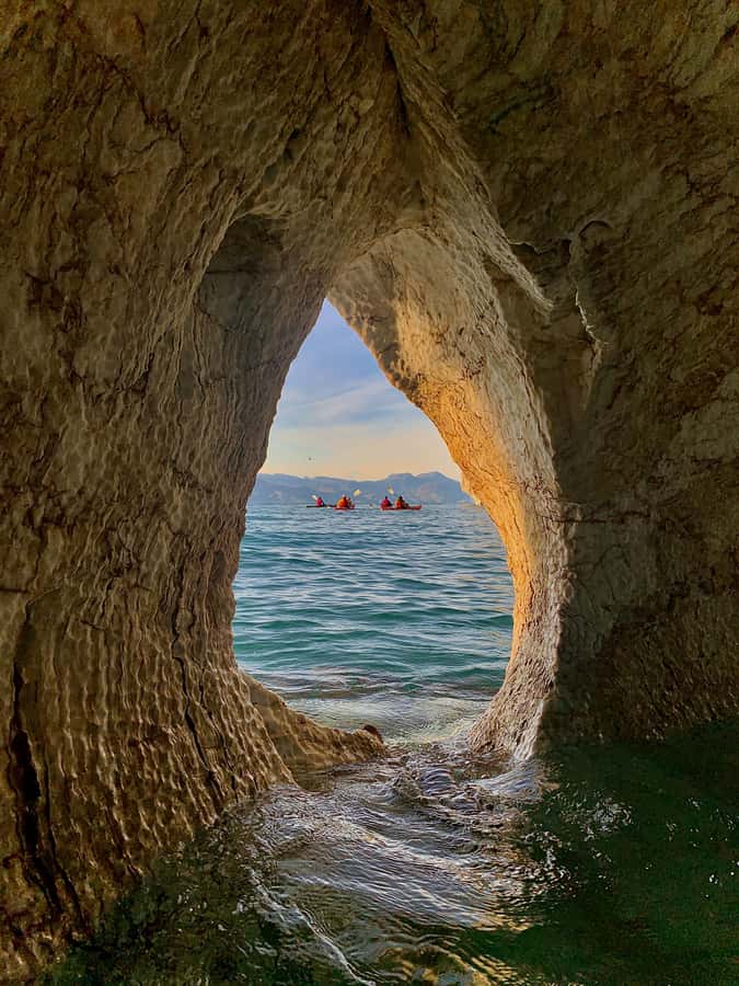 Puerto Rio Tranquilo: Kayak Tour to the Marmol Chapels - Should you book the Puerto Río Tranquilo kayak tour?