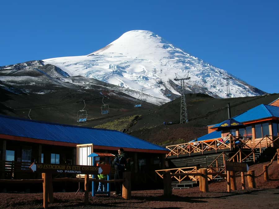 Puerto Varas: Osorno Volcano, Petrohue Falls Full-day Trip - The drive beside Lake Llanquihue