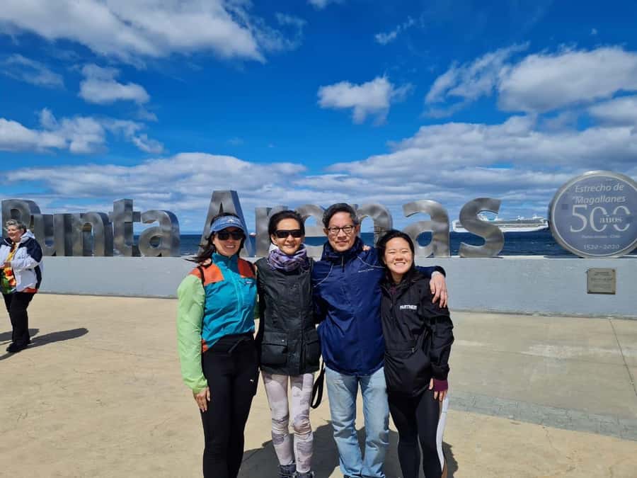 Punta Arenas: Magallanes National Reserve and City Tour - Plaza Muñoz Gamero and the center of Punta Arenas