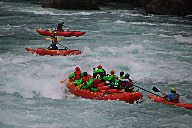 Rafting Puente a Macal - Futaleufu River - The Macal section and two class V rapids