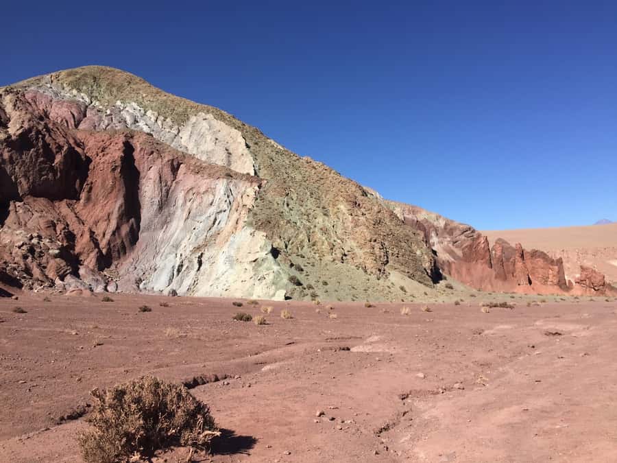 Rainbow Valley - Rainbow Valley gives geology the leading role