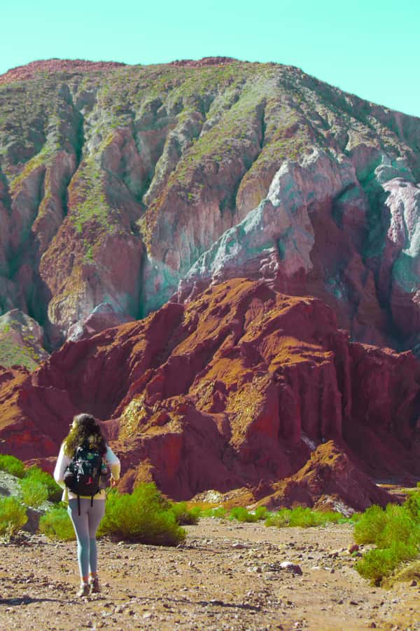 Rainbow Valley Tour: Mesmerizing Colors and Flavors - Key points at a glance
