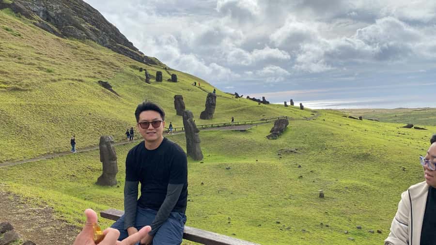 Rapa Nui: 3 Excursions with Hotel Transfers - Guides, transport, and the pace of the day