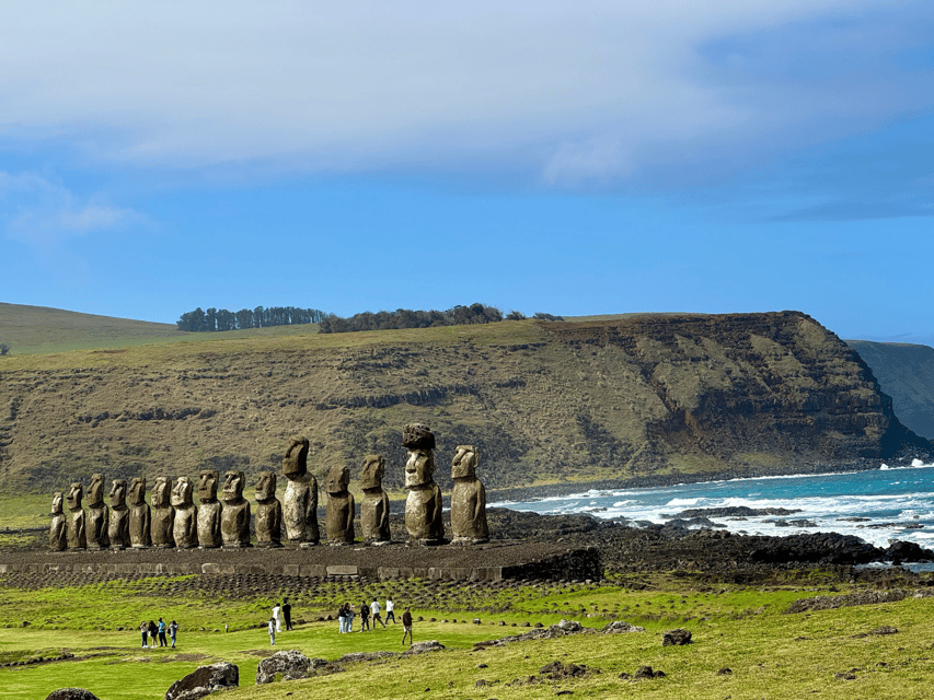 Rapa Nui Dreams: Experiencie Pack 3 Days - Guides, transport, and the small-group setup