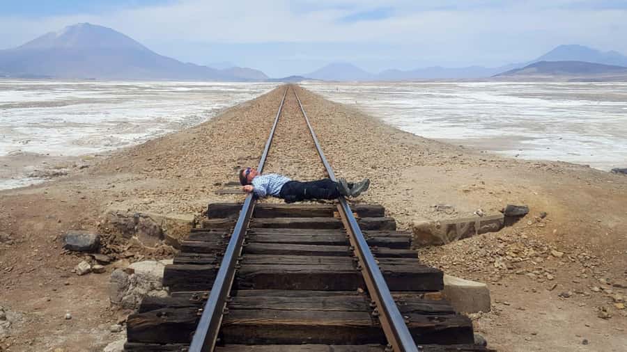 Roundtrip to the Uyuni Salt Flat and the Colored Lagoons - Day three: Dali Desert, hot springs, and the road to Uyuni