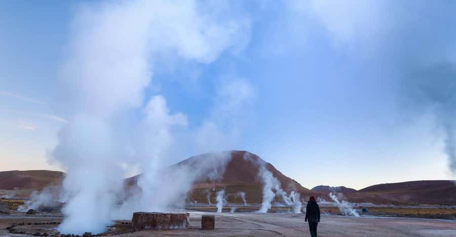 San Pedro de Atacama: El Tatio Geysers Tour - A proper breakfast with a high-altitude view