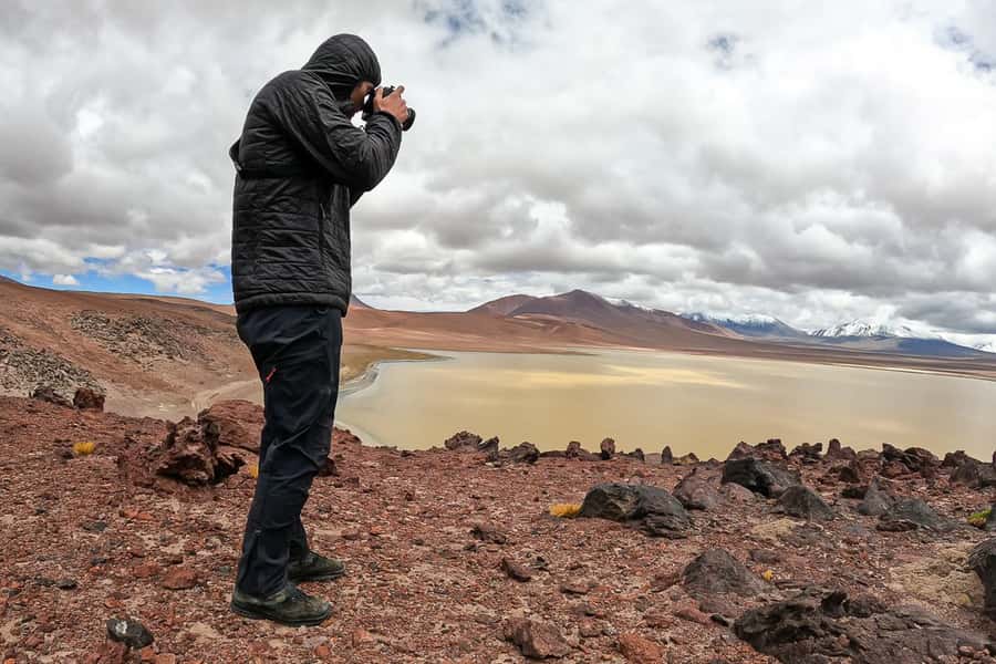San Pedro de Atacama: Láscar Volcano Summit Hiking Day Trip - What you see from the upper slopes