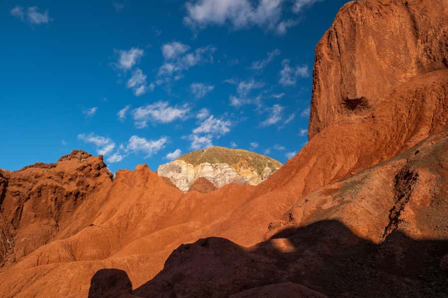 San Pedro de Atacama: Rainbow Valley & Hierbas Buenas Tour - Breakfast With Desert Views