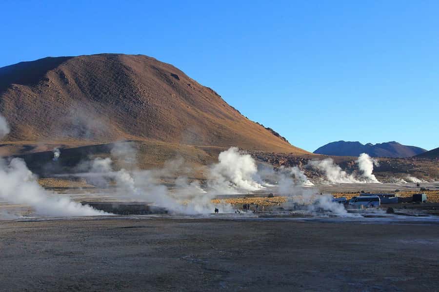 San Pedro de Atacama: Tatio Geysers and Machuca Tour - Handling the altitude at El Tatio