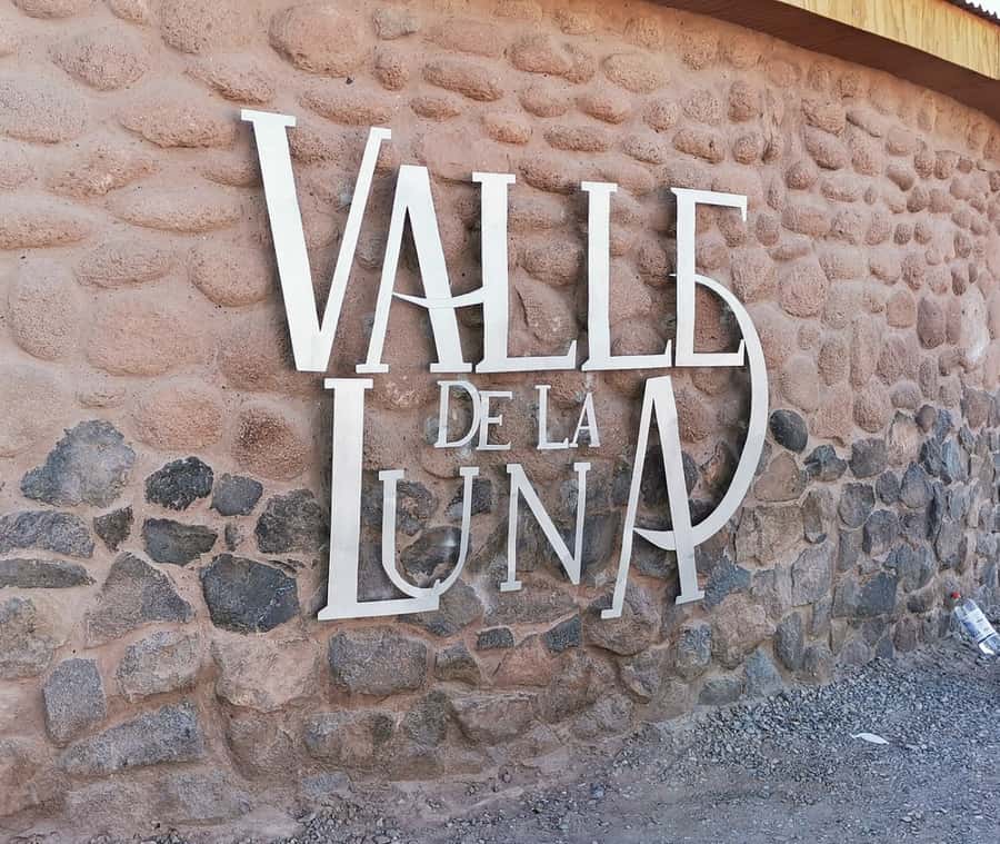 San Pedro de Atacama Tour Guiado Valle de la Luna & Cocktail - At a glance
