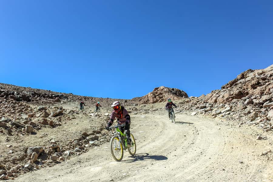 San Pedro de Atacama: Volcano Downhill Bike Tour - The early drive from Casa Quitor