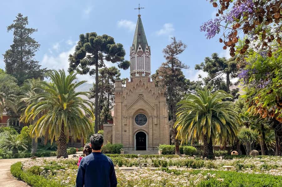 Santa Rita Vineyard Tour: History, Wine, and Outdoor Picnic - Entering Centenary Park and Santa Rita