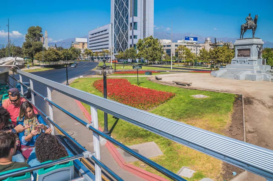 Santiago: 1-Day Hop-On Hop-Off Bus and Cable Car Ticket - Using the funicular and exploring Bellavista