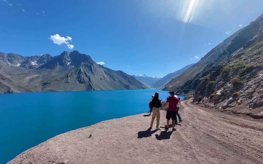Santiago: Cajón del Maipo & El Yeso Reservoir Tour - A scenic pause at The Shells