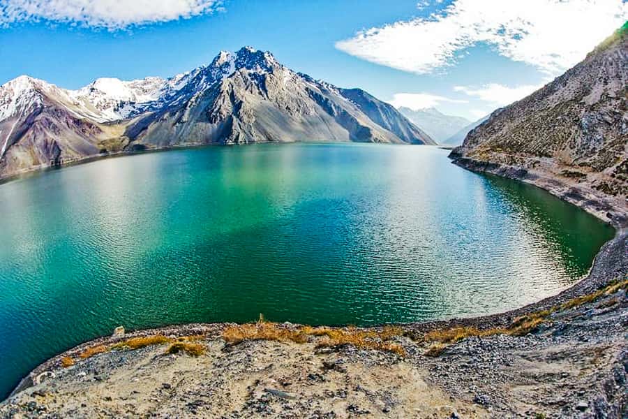 Santiago: Cajon del Maipo/Embalse del Yeso Tour with Picnic - Goat cheese, chocolate, lunch, and local stops